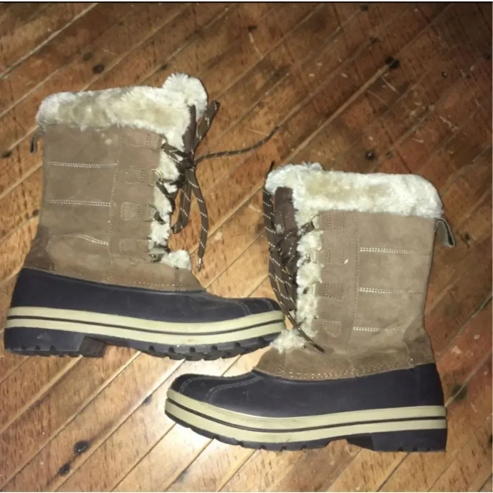 Magellan Outdoors faux fur
